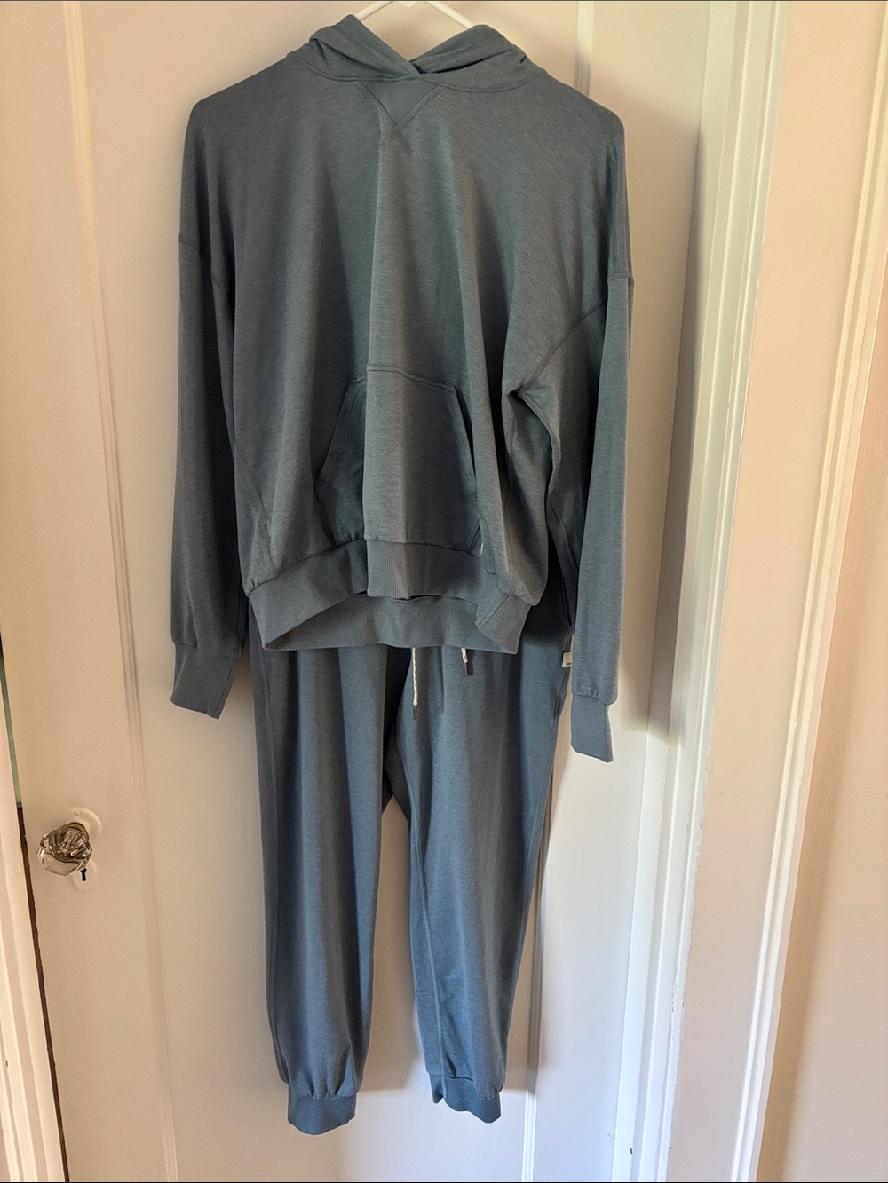 Vuori Women's Track Pants & Hoodie Set in Slate Blue